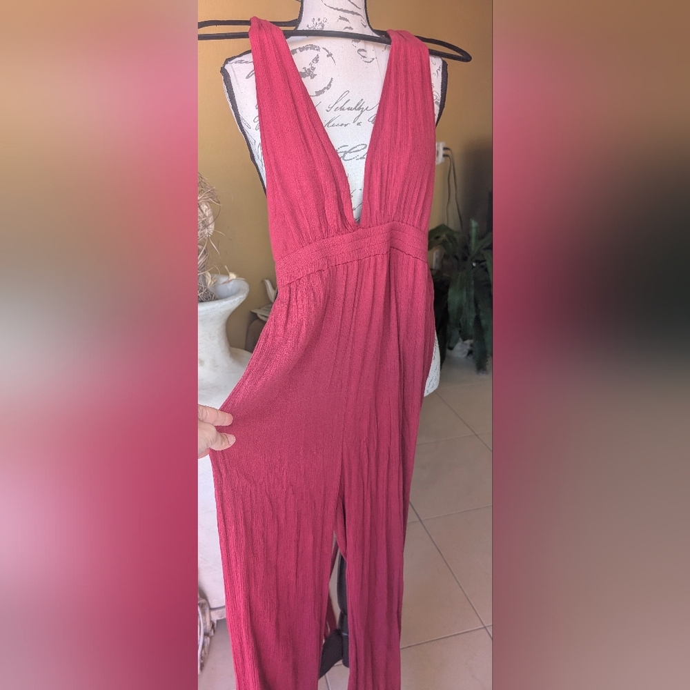LULU'S Lolinda Halter Berry Red Jumpsuit Size Small - Picture 3 of 14